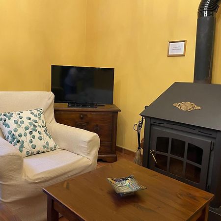 Casa Lidia - Antigua Posada Real วาลเดร์โรเบรส ภายนอก รูปภาพ